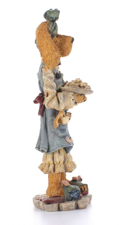 Boyds Bears & Friends Collectible Folkstone Figurine Betty Biscuit Style #2870