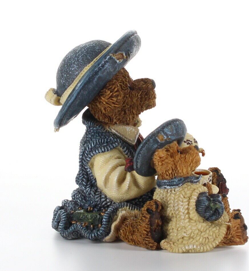 Boyds Bears Friends Bearstone Figurine Special Edition Fine Cup of Tea 02000-21
