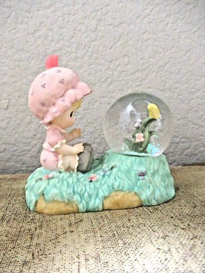 Precious Moments by Enesco Snow Globe Precious Girl w/ Spring Flower Collectible