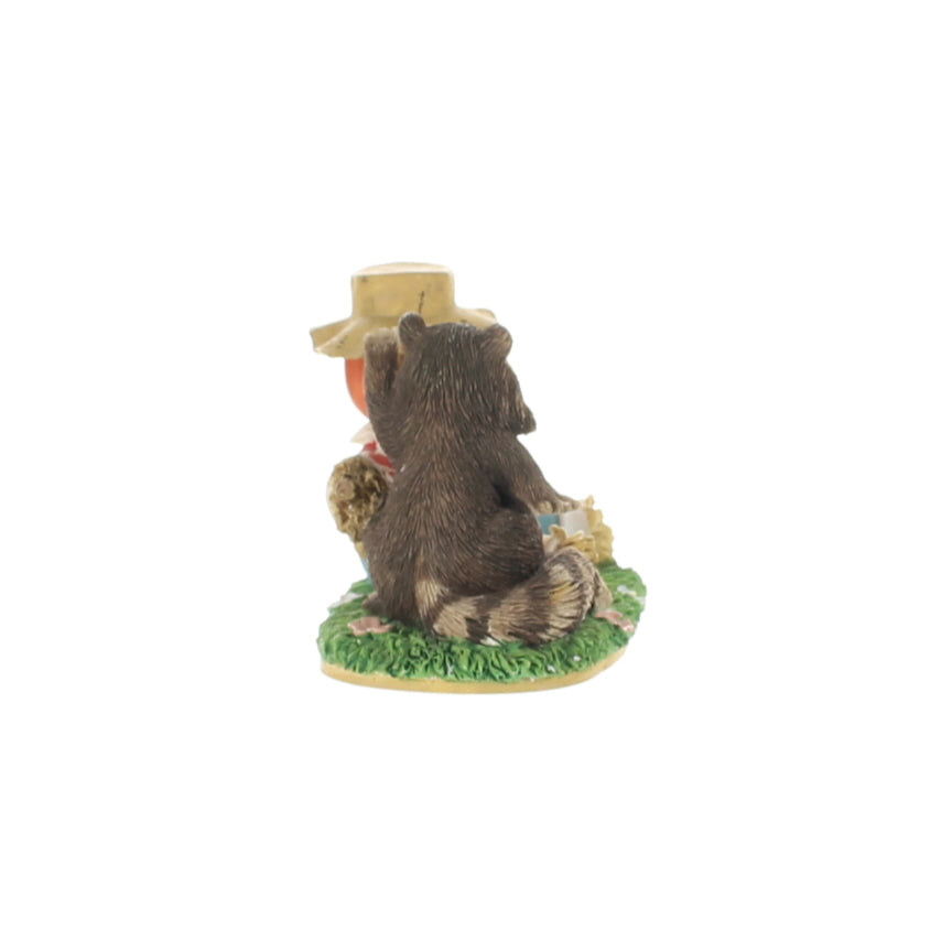 Charming-Tails-Resin-Figurine-Youre-not-Scary-87440