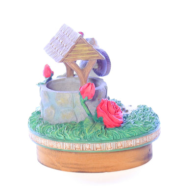 Charming_Tails_luckypenny_Lucky_Penny_St_Patricks_Day_Candle_Topper_2001 Right View