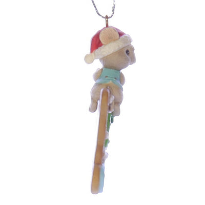 Enesco_Treasury_of_Christmas_Ornaments_8315814_Gingerbread_Greetings_Mouse_Ornament_1992 Right View
