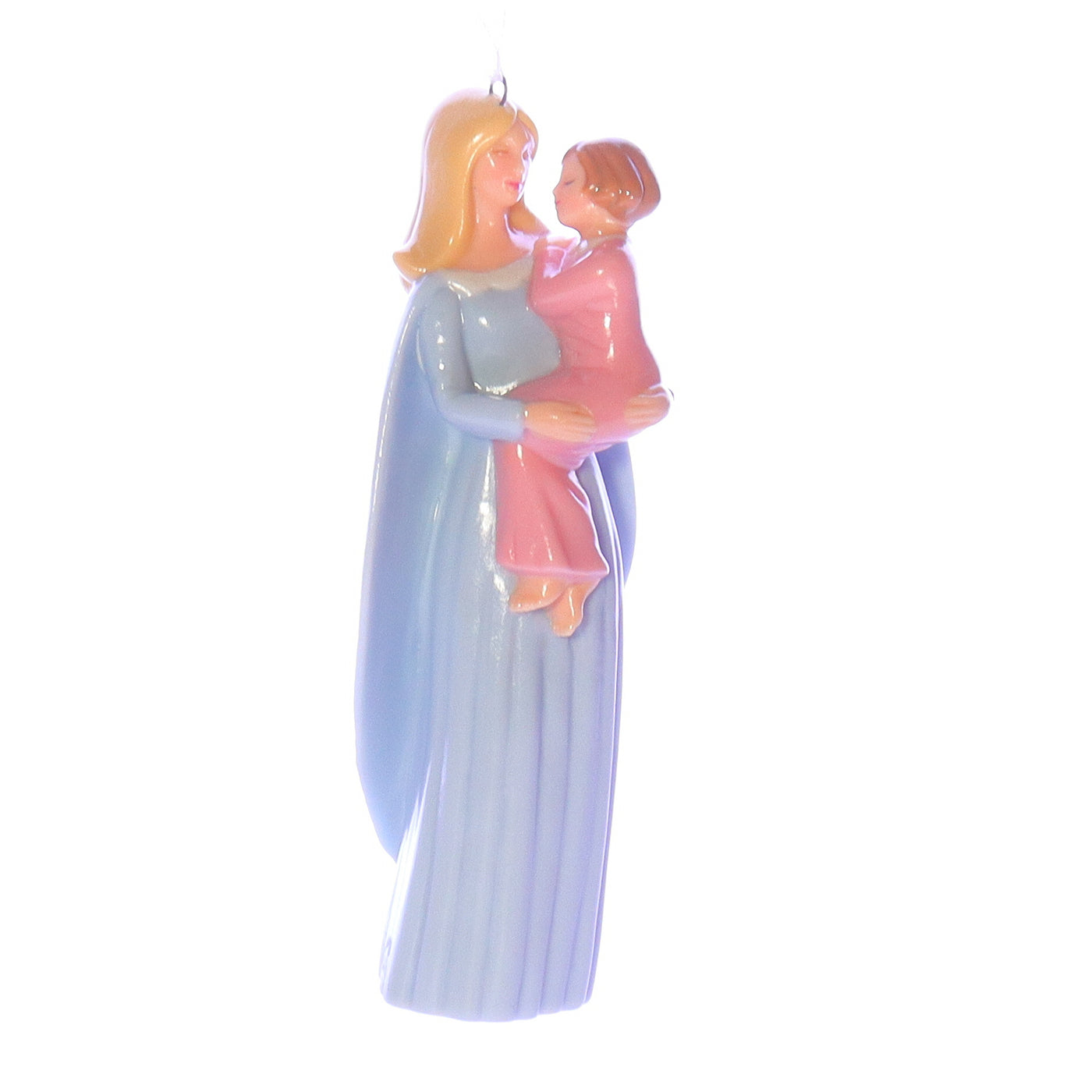 Hallmark_QXG4372_Angel_on_Earth_Christmas_Ornament_2005_Box Front Right View