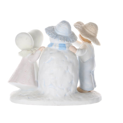 Homco-Circle-of-Friends-Porcelain-Figurine-Snow-Play-picture-442