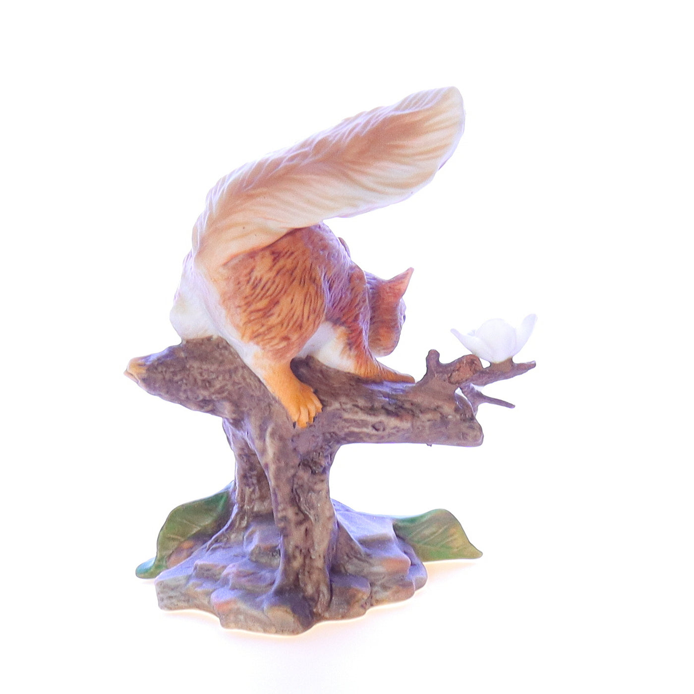 Lenox_redsquirrel_Springtime_Scamper_Squirrel_Figurine_1989 Back View