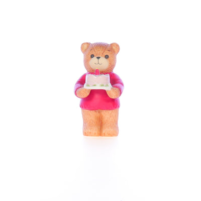 Lucy_And_Me_by_Lucy_Atwell_Porcelain_Figurine_Bear_Holding_Birthday_Cake_Age_1_Lucy_Unknown_030_01