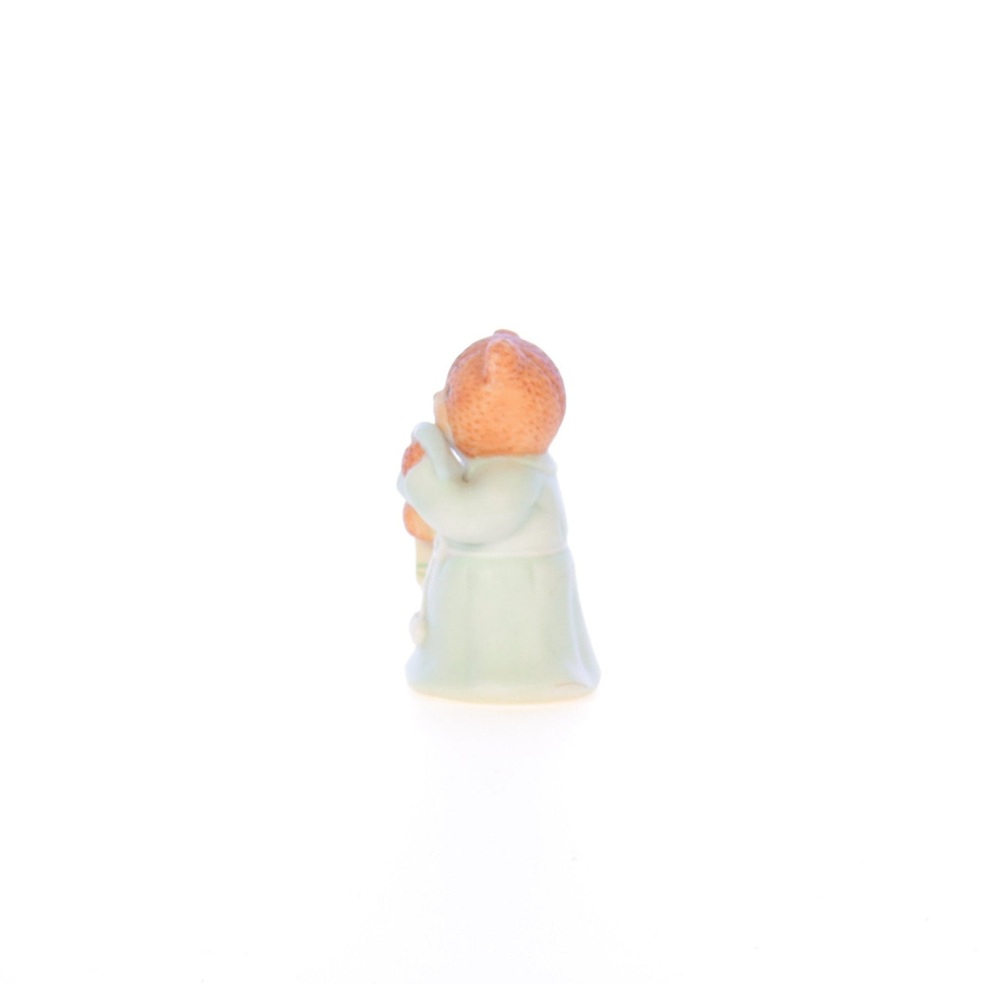 Lucy_And_Me_by_Lucy_Atwell_Porcelain_Figurine_Bear_with_Bath_Robe_Lucy_Unknown_010_03