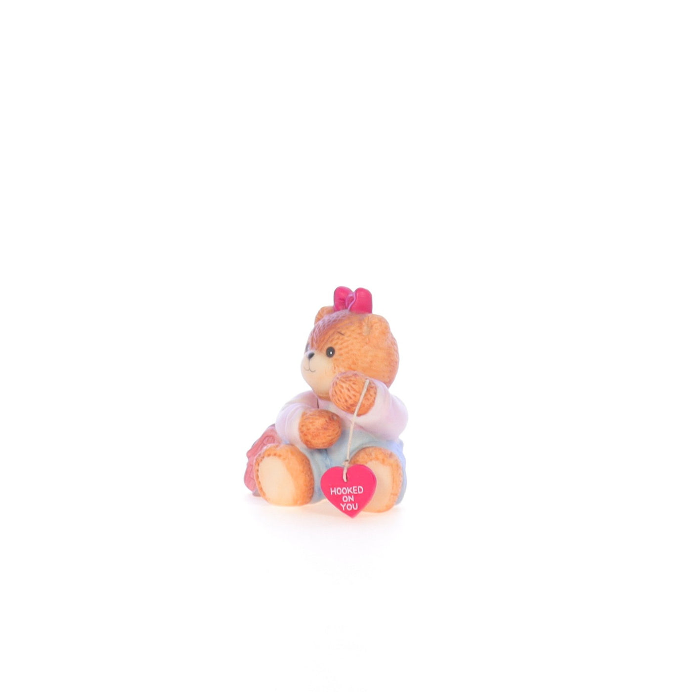 Lucy_And_Me_by_Lucy_Atwell_Porcelain_Figurine_Girl_Bear_with_Valentine_Lucy_Unknown_079_02