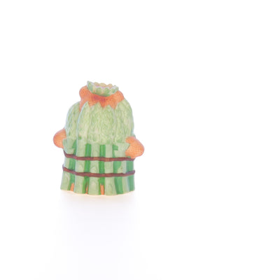 Lucy_And_Me_by_Lucy_Atwell_Porcelain_Figurine_Princess_Bear_in_Asparagus_Costume_Lucy_Unknown_042_05