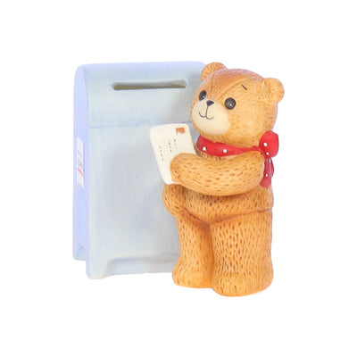Lucy_and_Me_Bear_with_Mailbox_and_Letter_Figurine_1982