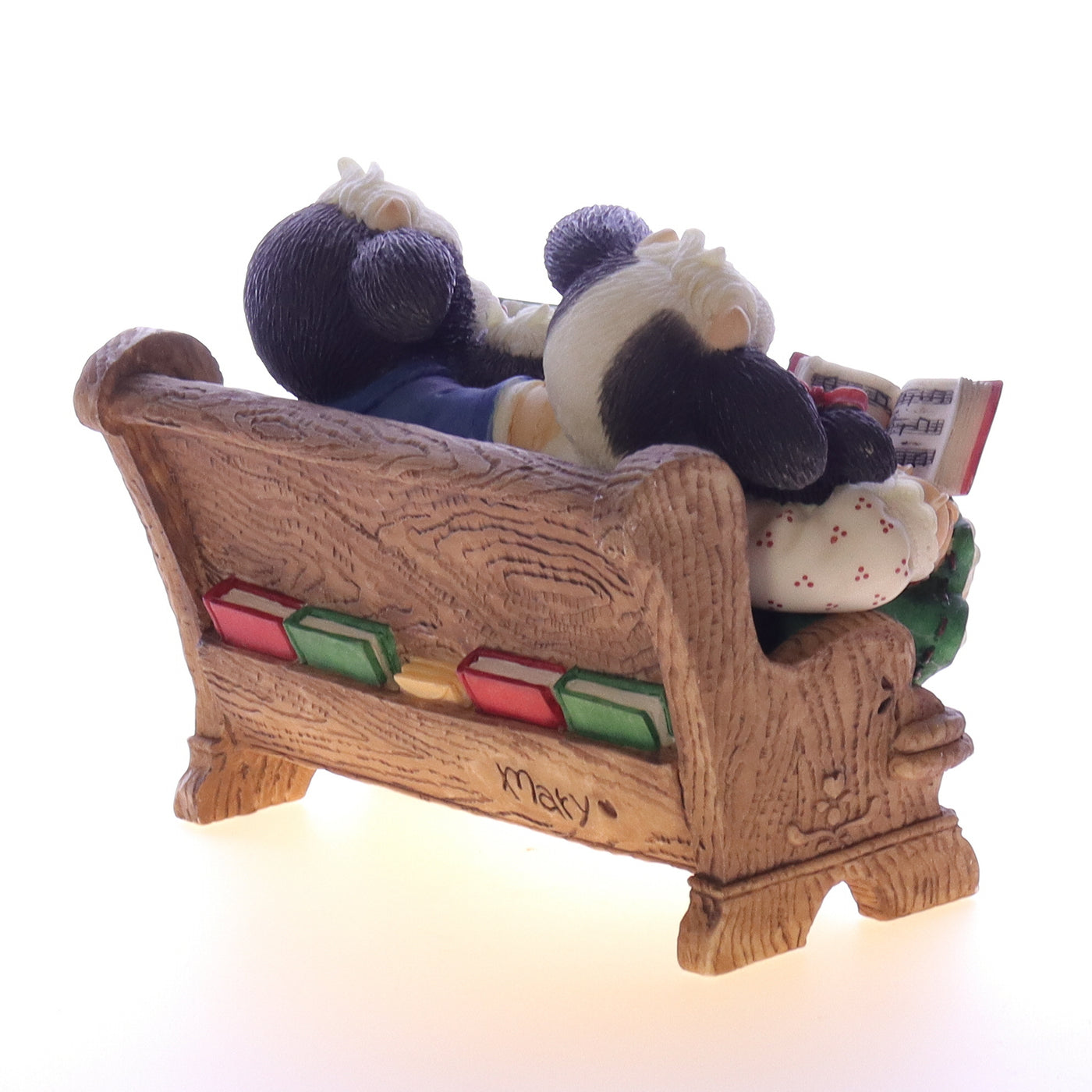 Marys_Moo_Moos_372390A_Famoo-lies_Are_For-heifer_Family_Figurine_1998_Box Back Right View
