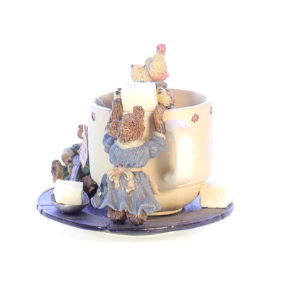 The Bearstone Collection 02000-71 Prissie Sissie and Missie Fixin Tea for Three Tea Figurine 2000 Box Left Side View