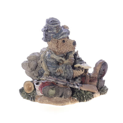 The_Bearstone_Collection_2263_Union_Jack_Love_Letters_Civil_War_Figurine_1995 Front Right View