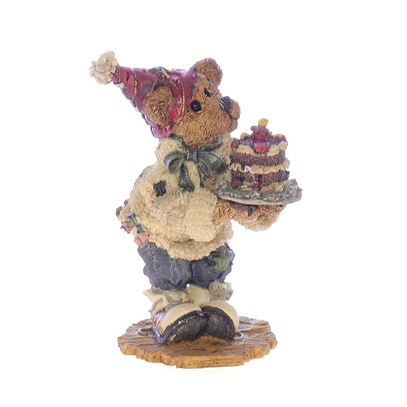The_Bearstone_Collection_2275_M_Harrisons_Birthday_Birthday_Figurine_1995 Front Right View