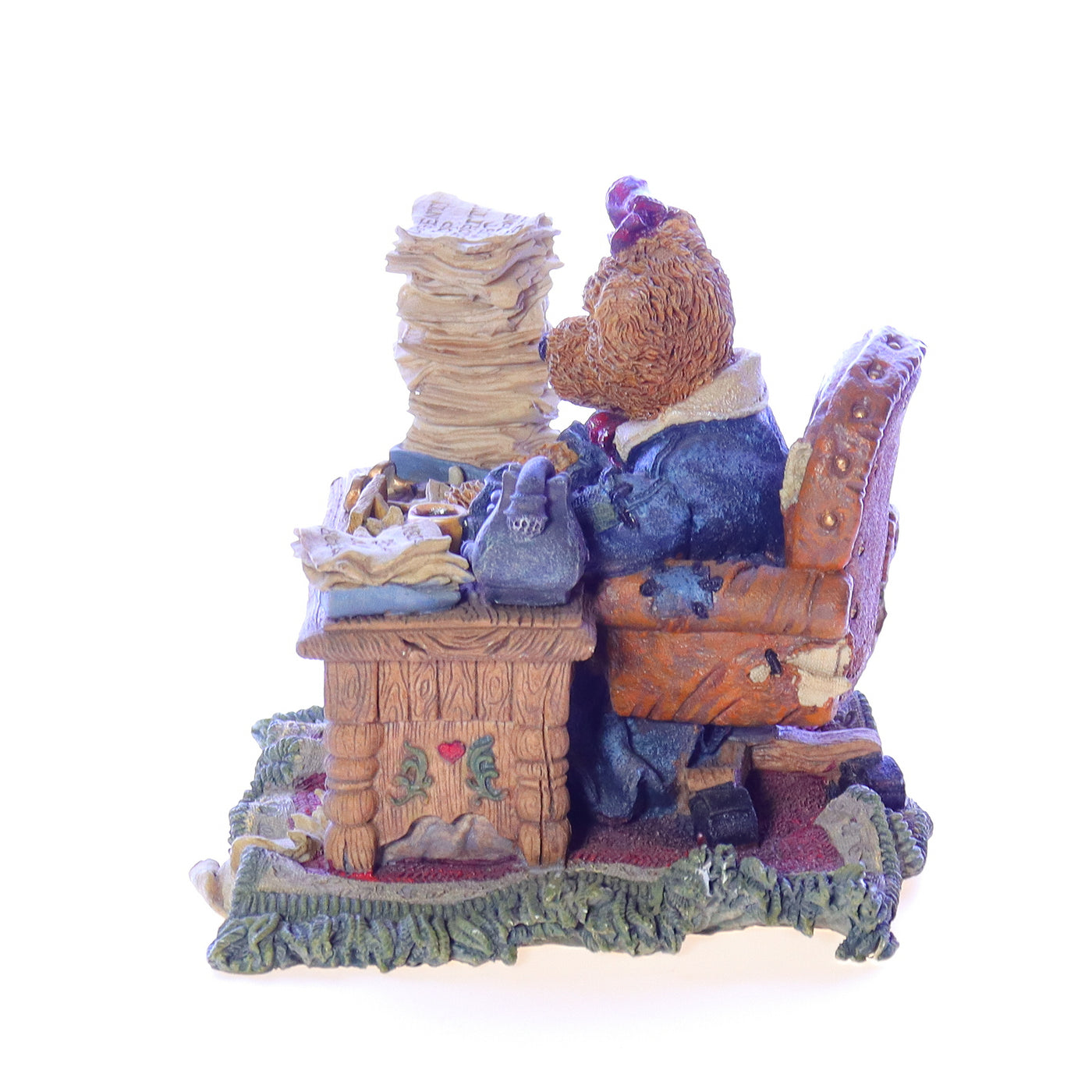 The_Bearstone_Collection_2276_Ms_Griz_Monday_Morning_School_Figurine_1995 Left Side View