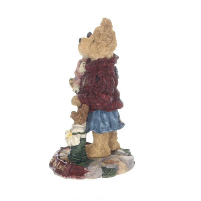 The Bearstone Collection 227737 Mother Macabeary with Krista and Cody Mothers always bring extra love Mothers Day Figurine 2000 Box Left Side View
