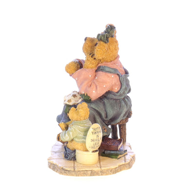 The Bearstone Collection 227797 Momma with Taylor Patience is a Virtue Figurine 2002 Box Left Side View