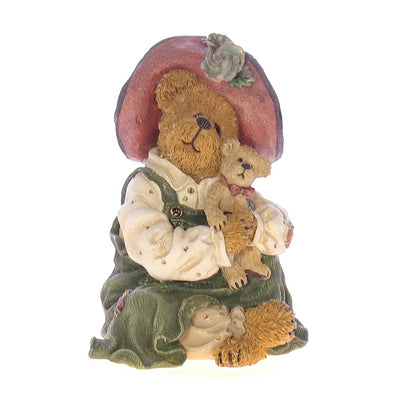 The_Bearstone_Collection_228417_Patricia_with_Buddy_Best_Friends_Family_Figurine_2003 Front View