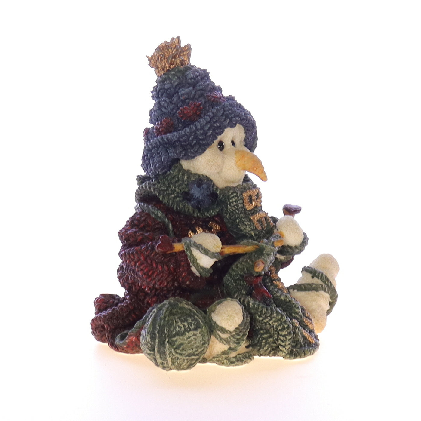The_Wee_Folkstone_Collection_36501-1_Pearl_Too_The_Knitter_Christmas_Figurine_1997 Front Right View