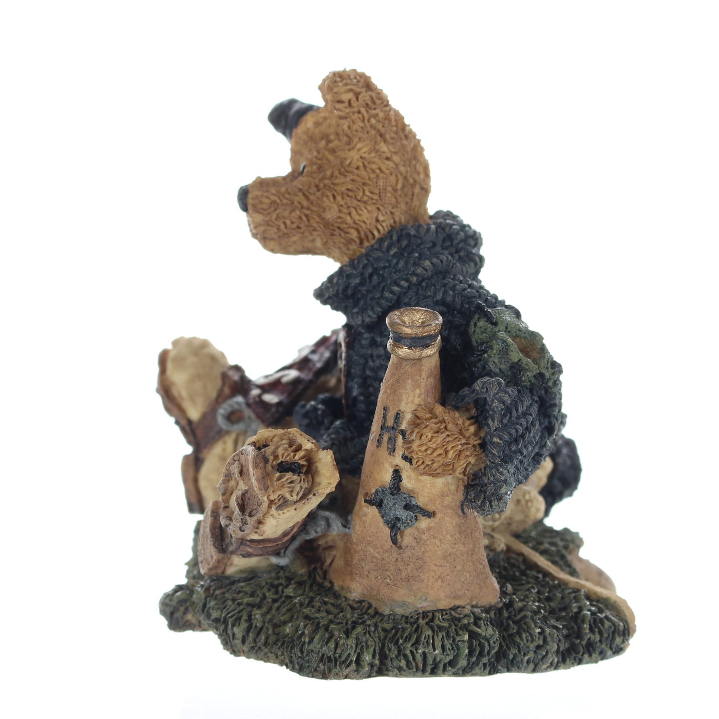 Boyds-Bears-Friends-Bearstone-Figurine-BaileyThe-Cheerleader-2270_03
