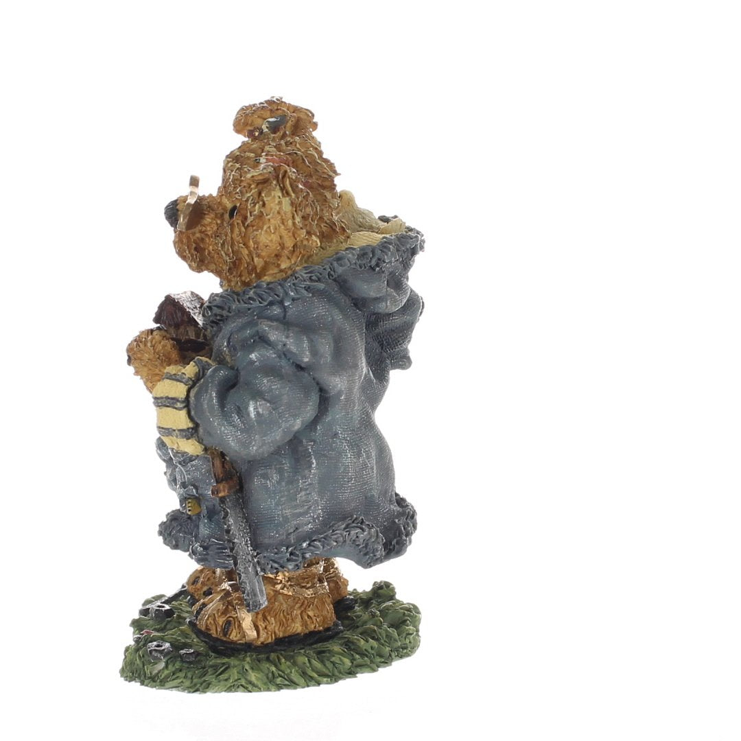 Boyds-Bears-Friends-Bearstone-Figurine-Jeremy-as-Noas-the-Ark-Builder-2428_03