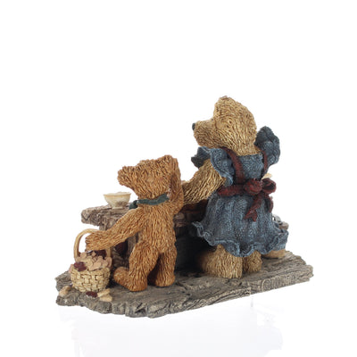 Boyds-Bears-Friends-Bearstone-Figurine-Justina-and-M.-HarrisonSweetie-Pie-2018_04