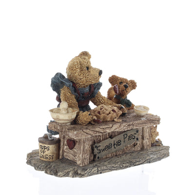 Boyds-Bears-Friends-Bearstone-Figurine-Justina-and-M.-HarrisonSweetie-Pie-2022_08