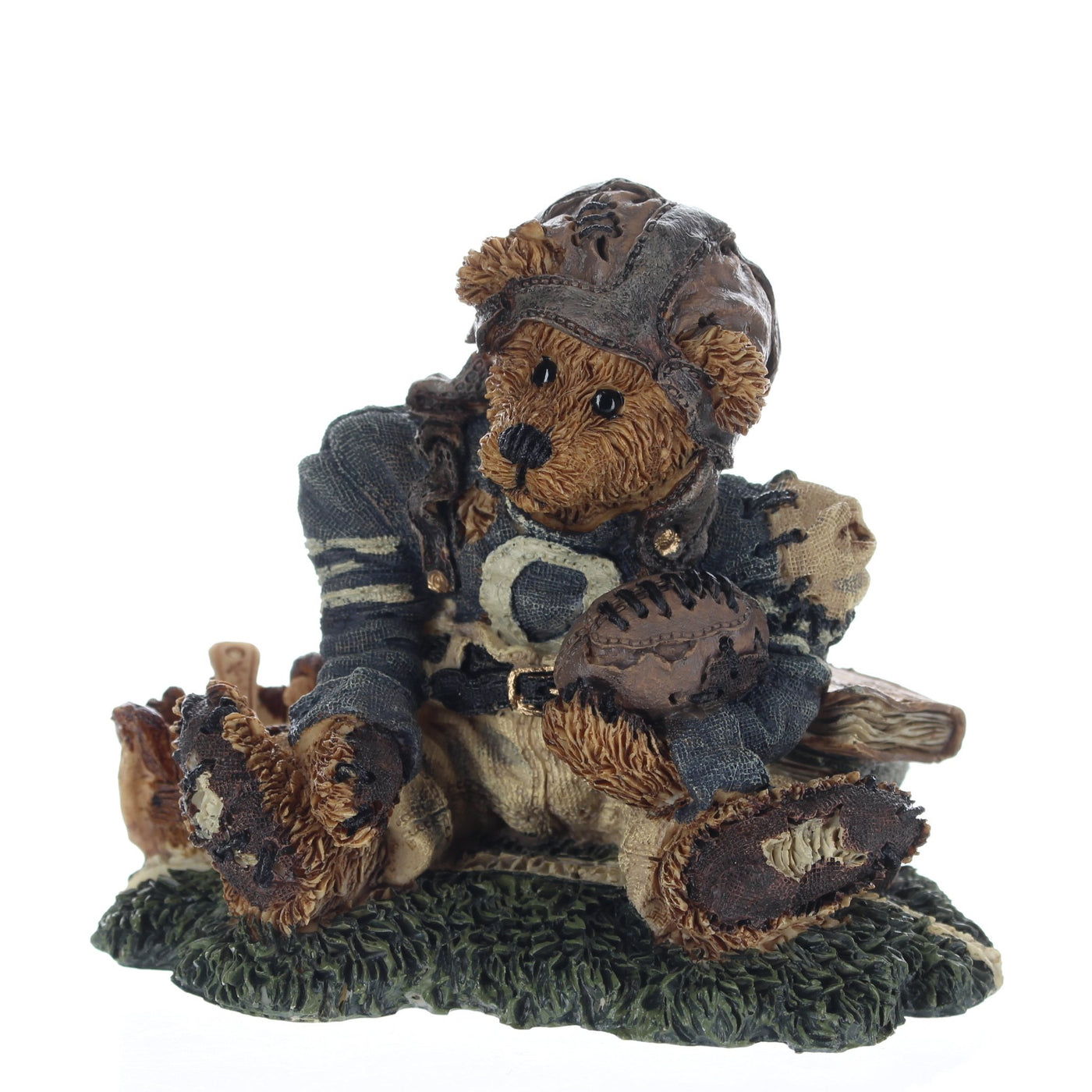 Boyds-Bears-Friends-Bearstone-Figurine-Knute-and-The-Gridiron-2245_01