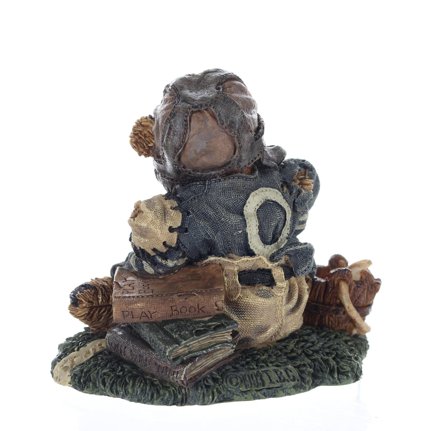 Boyds-Bears-Friends-Bearstone-Figurine-Knute-and-The-Gridiron-2248_04