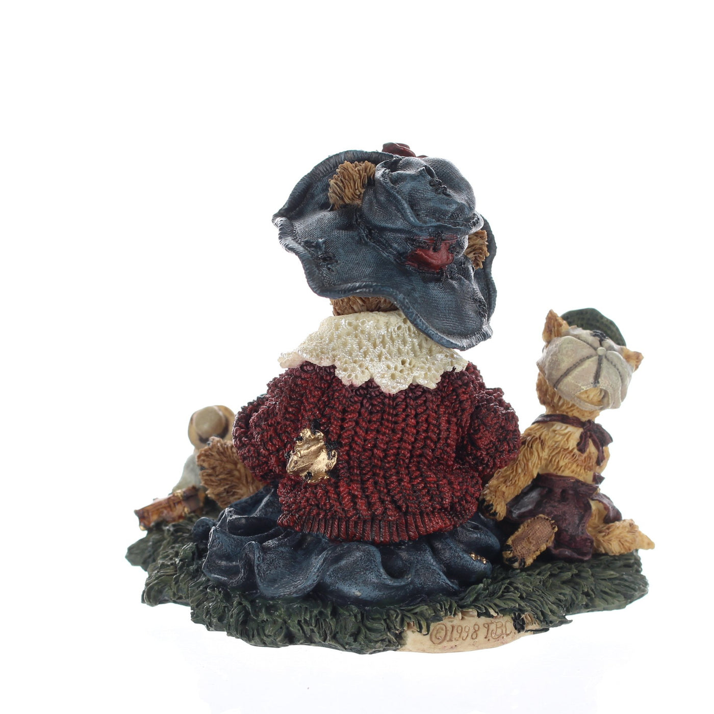 Boyds-Bears-Friends-Bearstone-Figurine-Ms.-Berriweathers-Cottage-01998-45_05