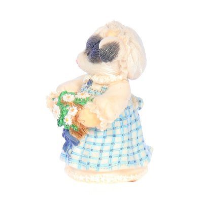 marys moo moos 167517 milk maid spring figurine 1995